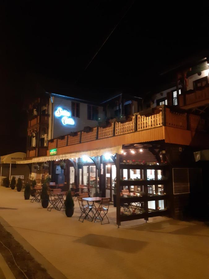Vila Szoke ソバタ エクステリア 写真
